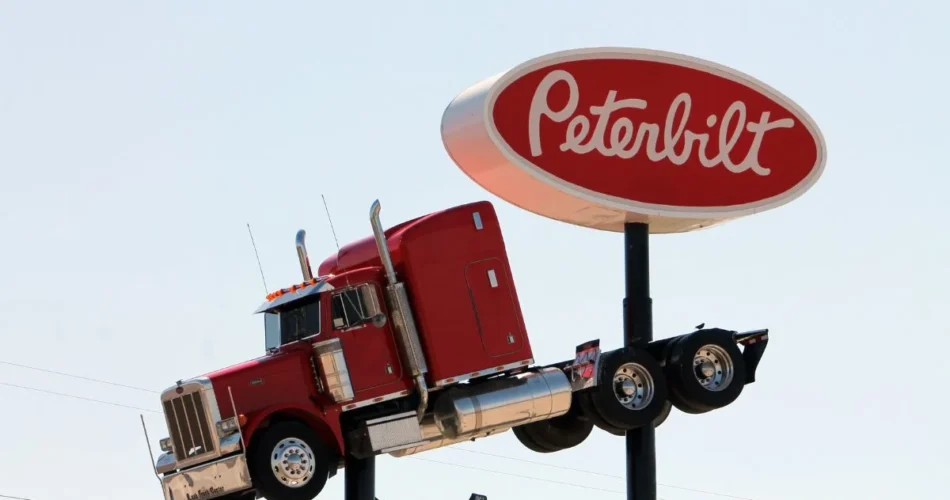 Peterbilt 379